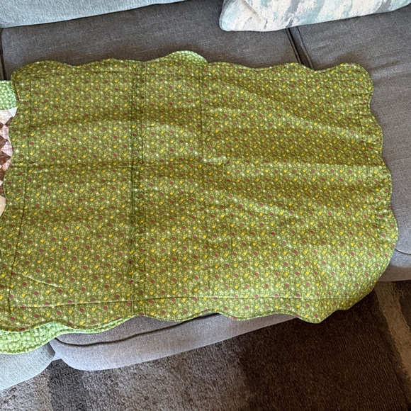 Cottagecore quilted style set of 2 large pillowshams - Picture 4 of 7